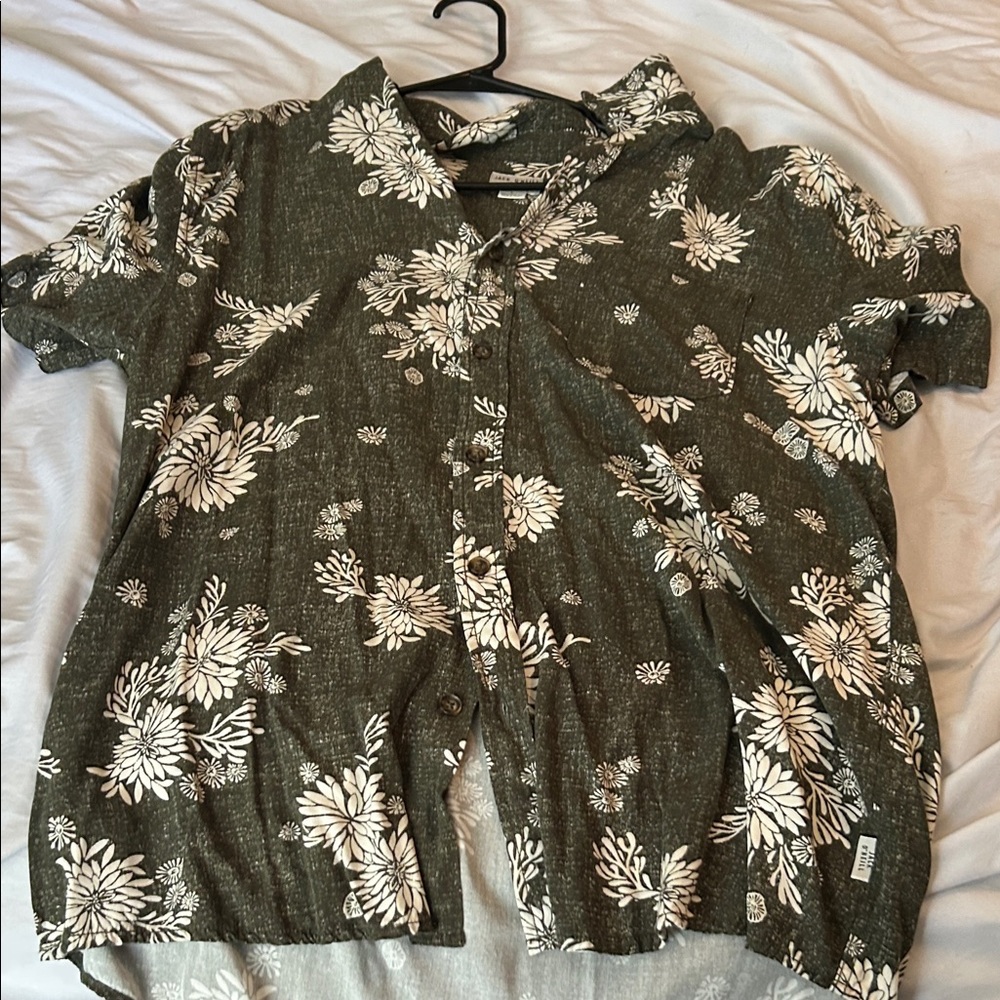 O'Neill Floral Button-Down Shirt - Olive and White‎